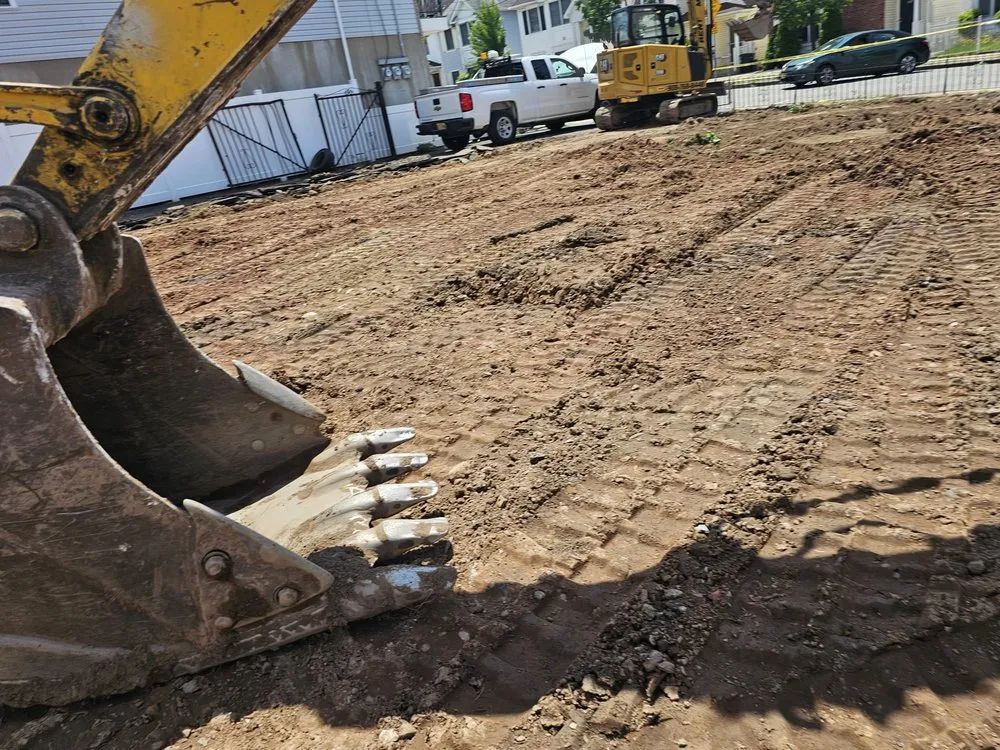 Reliable landscape design experts serving Woodbridge, NJ - Supreme Excavating