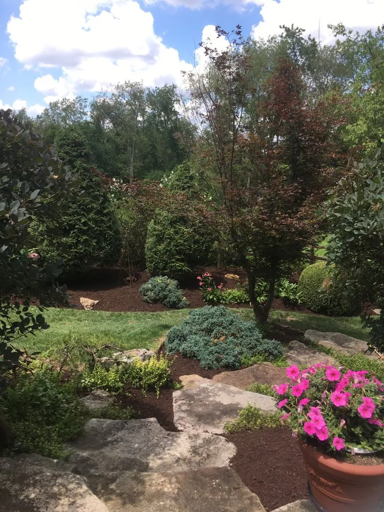 Professional garden landscaping for beautiful yards across Bethel Park, PA - Supreme Landscape Services