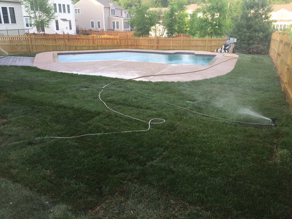 Reliable yard cleanup service for homes in Gainesville, VA by Supreme Landscapes