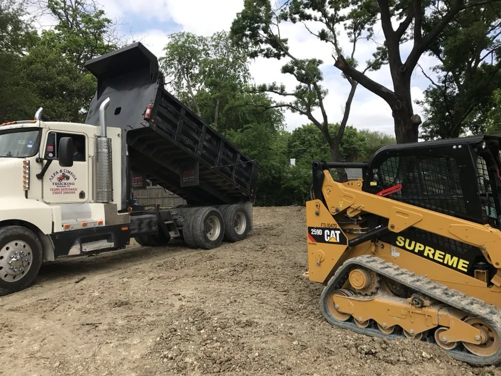 Custom lawn care service experts serving Dallas, TX - Supreme Landscaping & Fencing