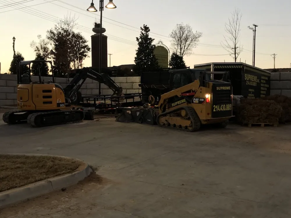 Reliable lawn care service near you across Dallas, TX - Supreme Landscaping & Fencing