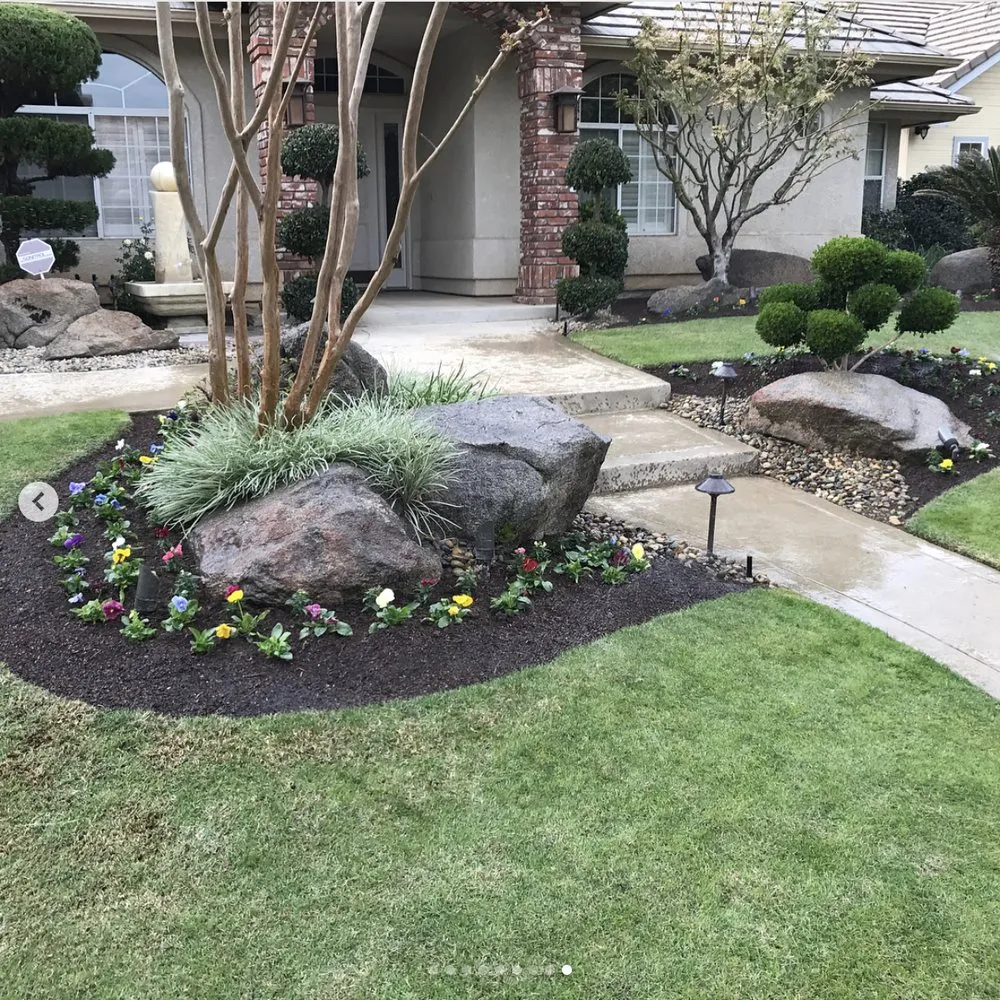 Trusted lawn mowing service experts serving Fresno, CA - Supreme Landscaping & Irrigation