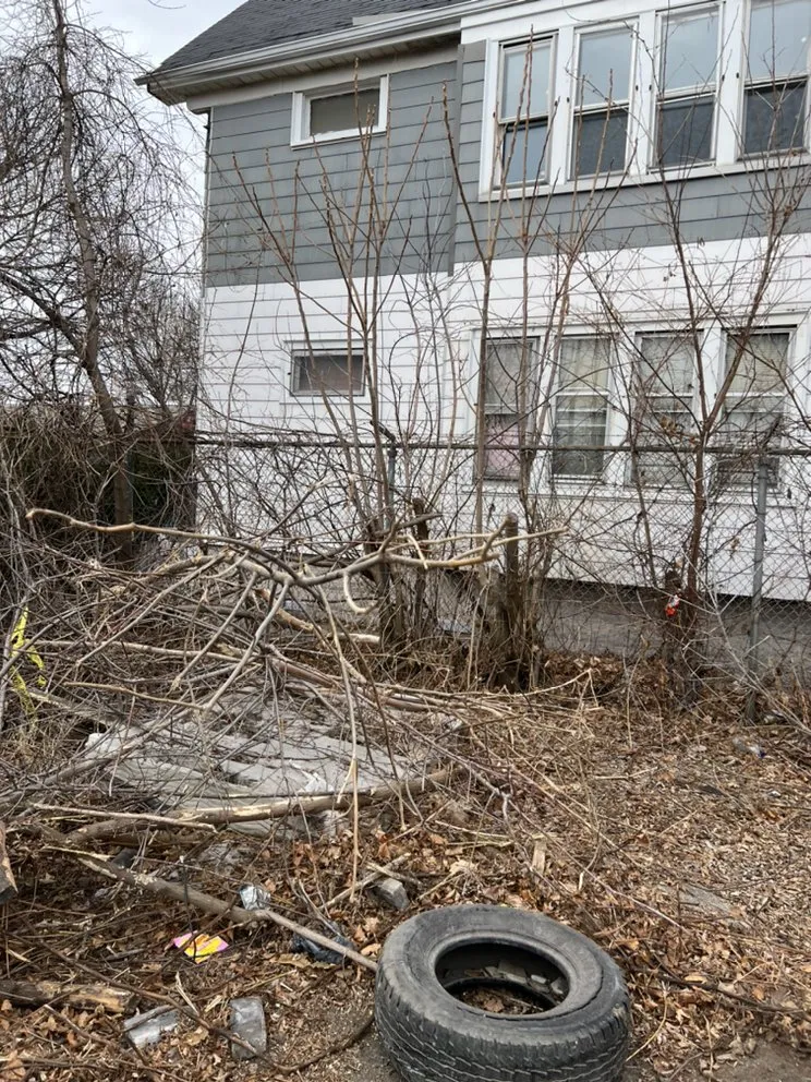 Expert garden landscaping experts serving Bayside, WI - Supreme Landscaping and Labor