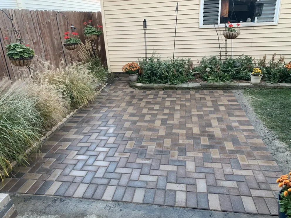 Expert yard cleanup service with custom design across Chicago, IL - Supreme Landscaping