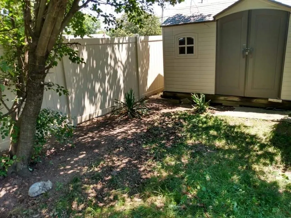 Expert yard cleanup service in Dundalk, MD - Supreme Landscaping