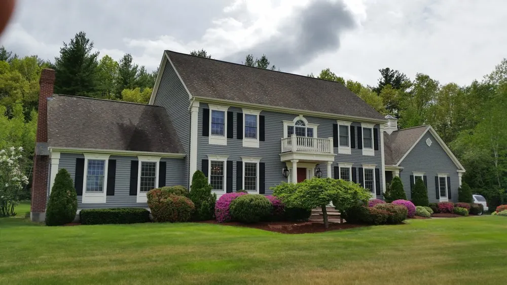 Affordable yard maintenance in Londonderry, NH by Supreme Landscaping