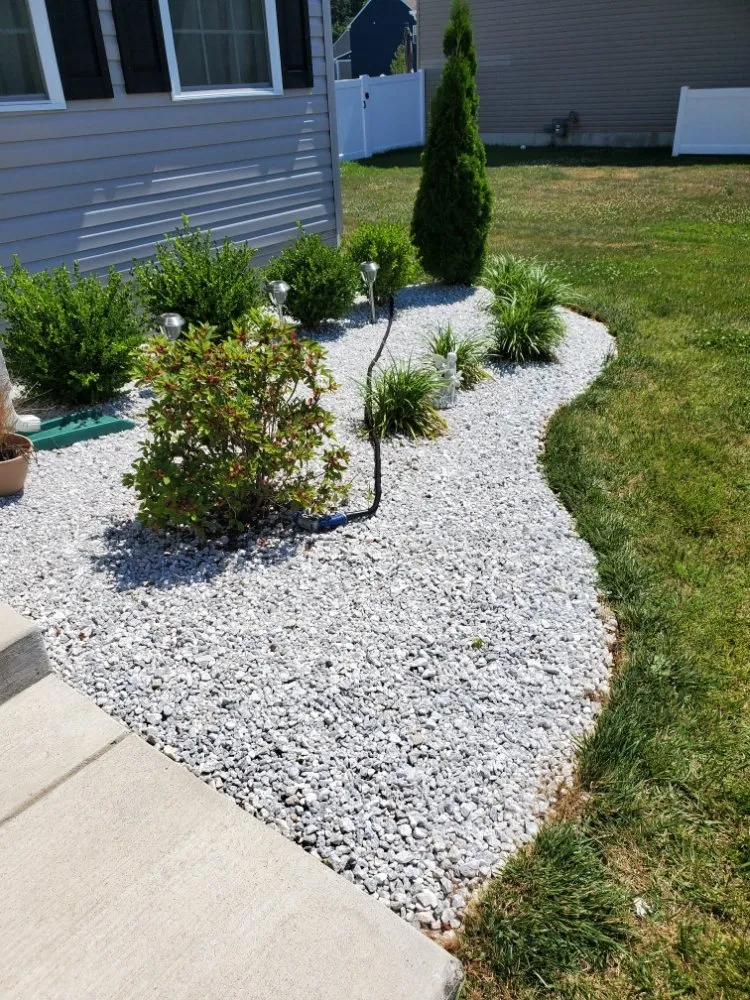 Top-rated yard cleanup service for year-round maintenance across Magnolia, DE - Supreme Lawn And Landscape
