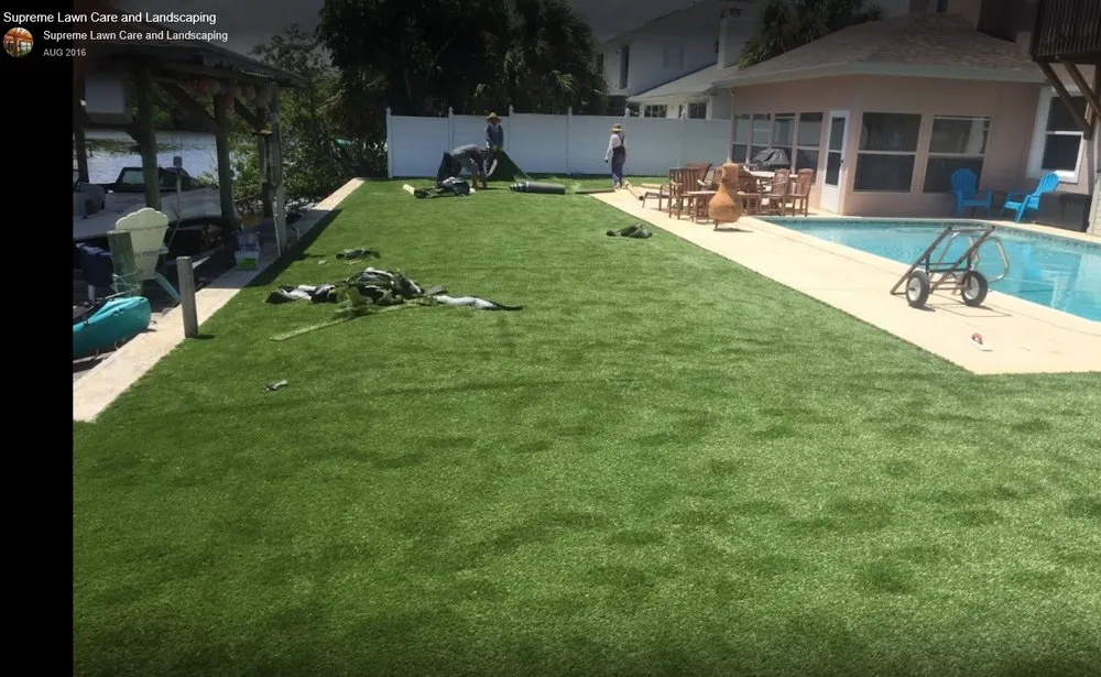 Professional garden landscaping experts serving Melbourne, FL - Supreme Lawn Care