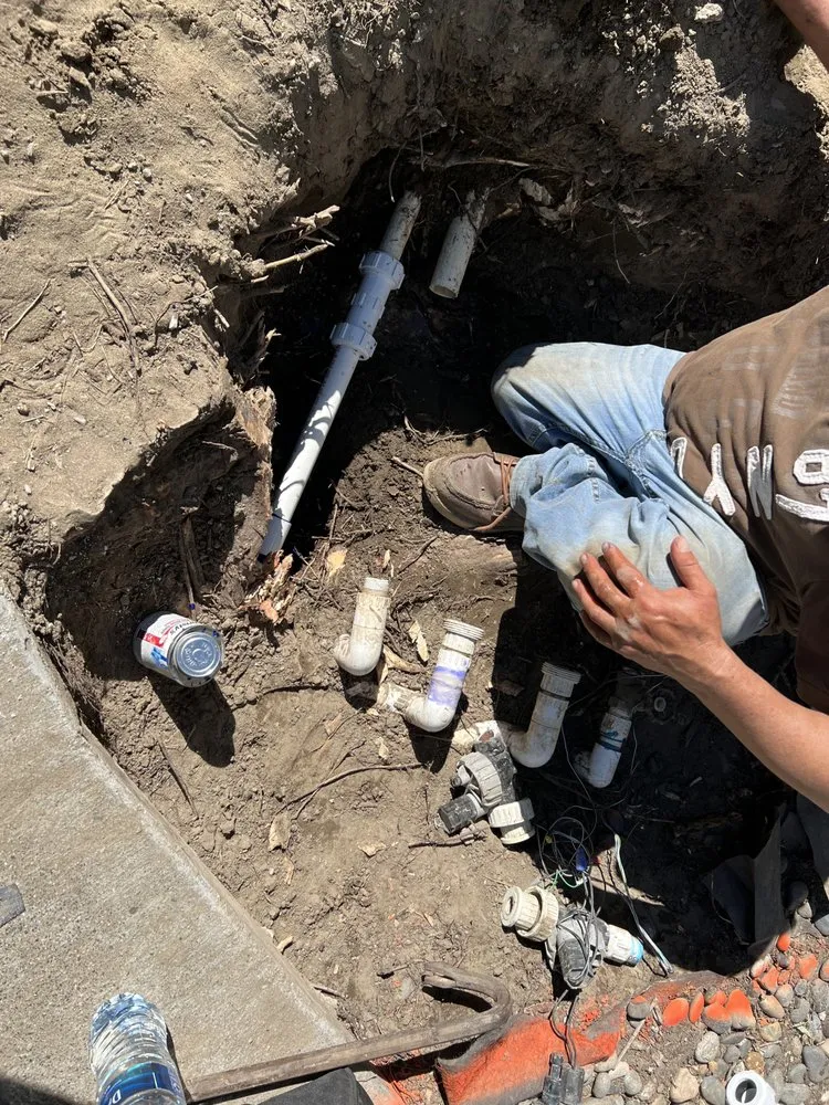 Custom outdoor landscaping experts serving Kennewick, WA - Supreme Lawncare & Landscaping