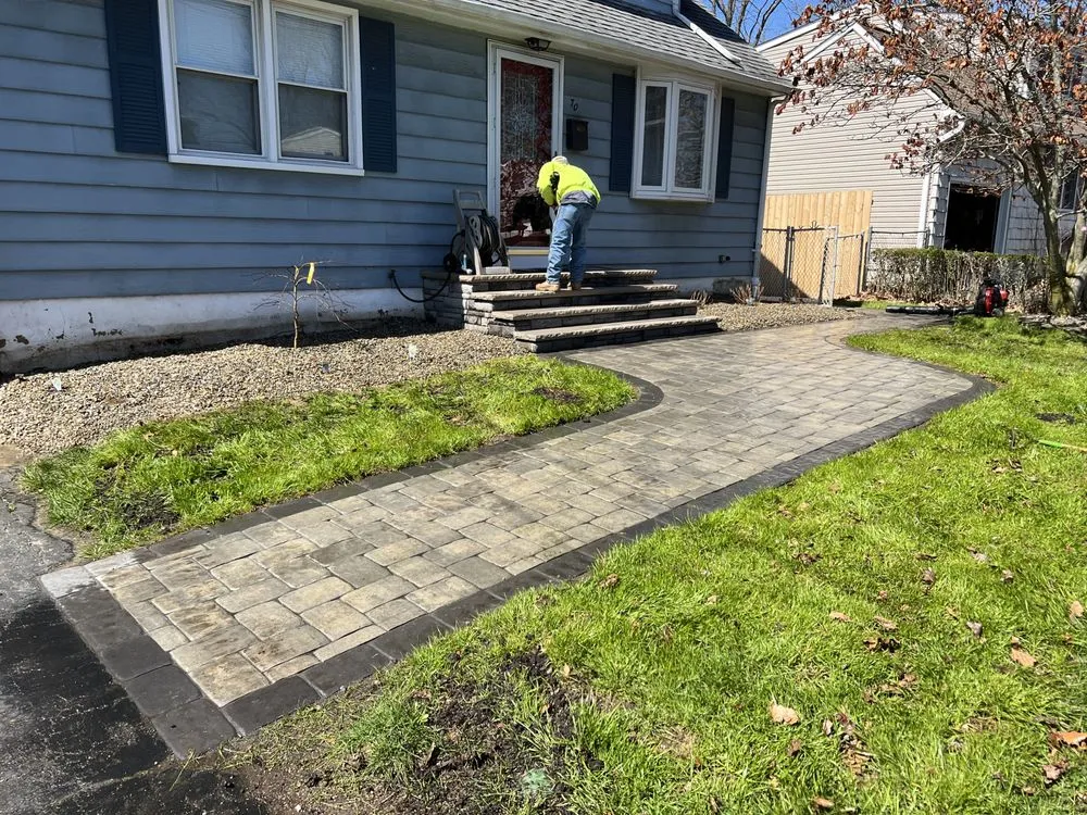 Affordable lawn mowing service in East Brunswick, NJ - Supreme Outdoor Maintenance