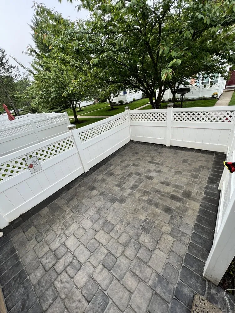 Top-rated garden landscaping for homes in East Brunswick, NJ by Supreme Outdoor Maintenance