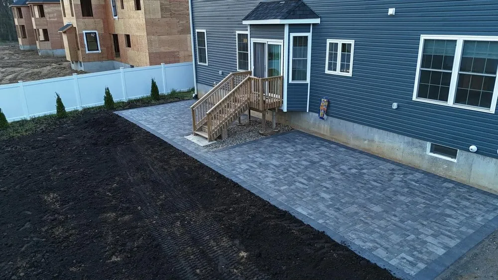 Custom yard cleanup service for homes across East Brunswick, NJ - Supreme Outdoor Maintenance