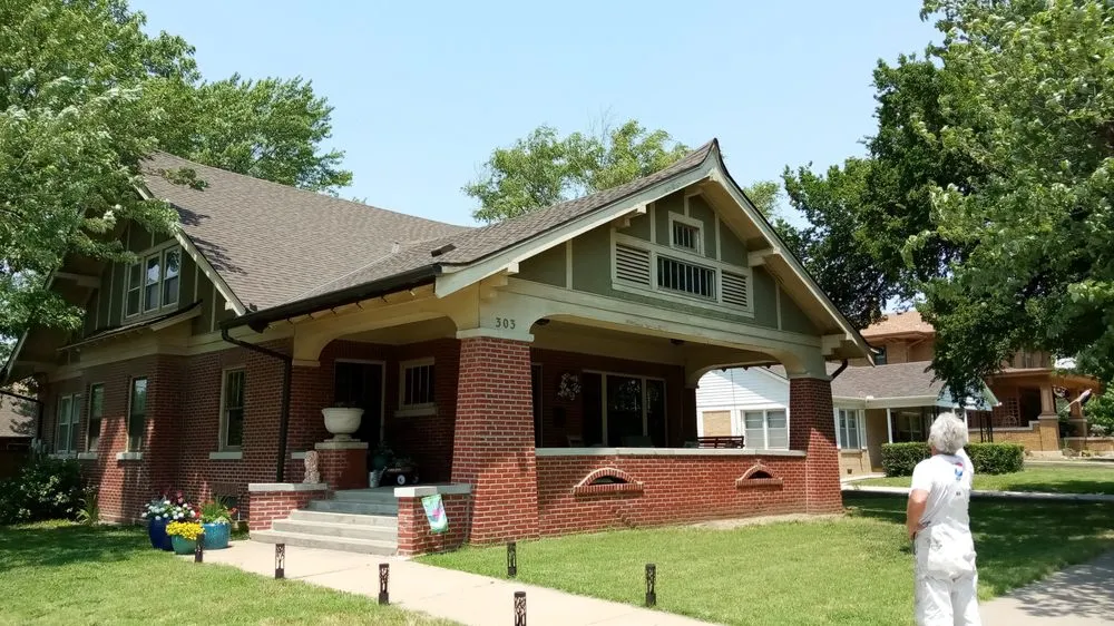 Affordable yard maintenance in Wichita, KS - Supreme Painting and Lawn Service