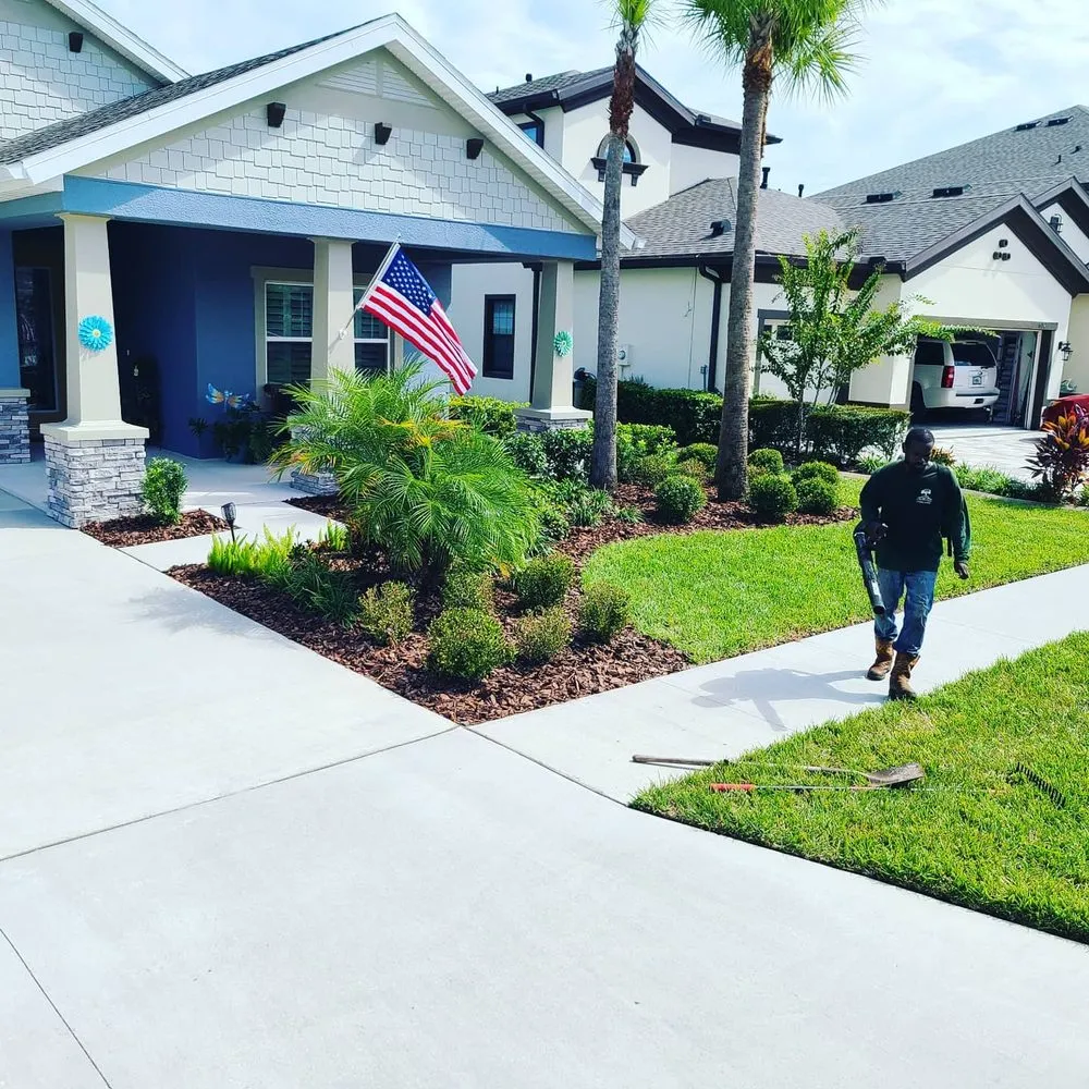 Affordable landscaping services experts serving Wimauma, FL - Supreme Plants & Landscape