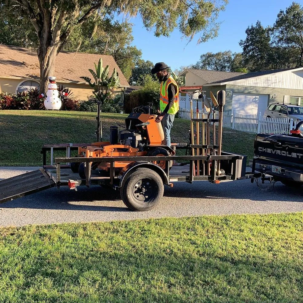 Trusted yard cleanup service in Wimauma, FL by Supreme Plants & Landscape