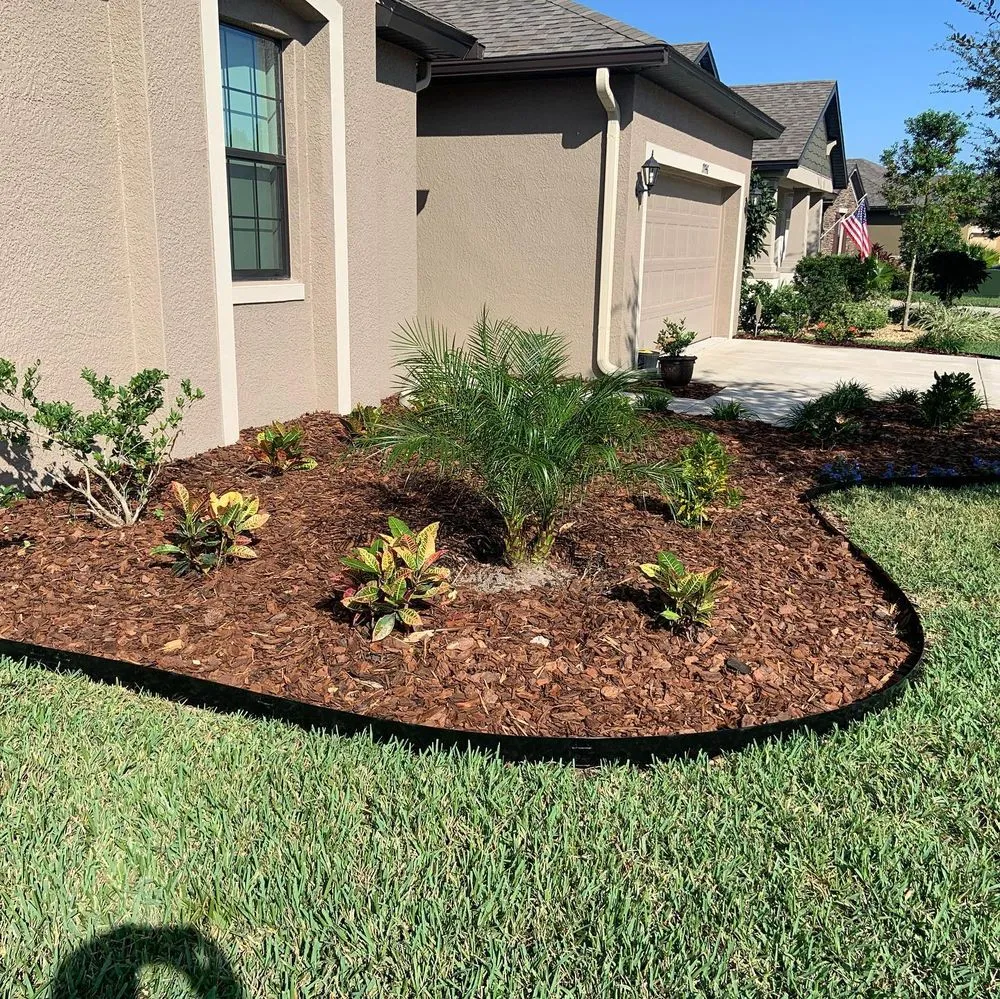 Reliable lawn care service in Wimauma, FL - Supreme Plants & Landscape