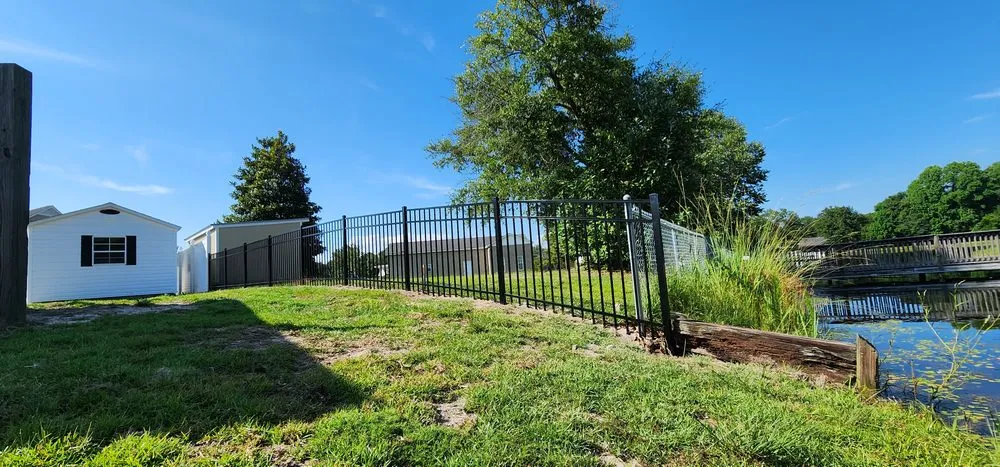 Expert yard cleanup service experts serving Columbia, SC - Supreme Site Services