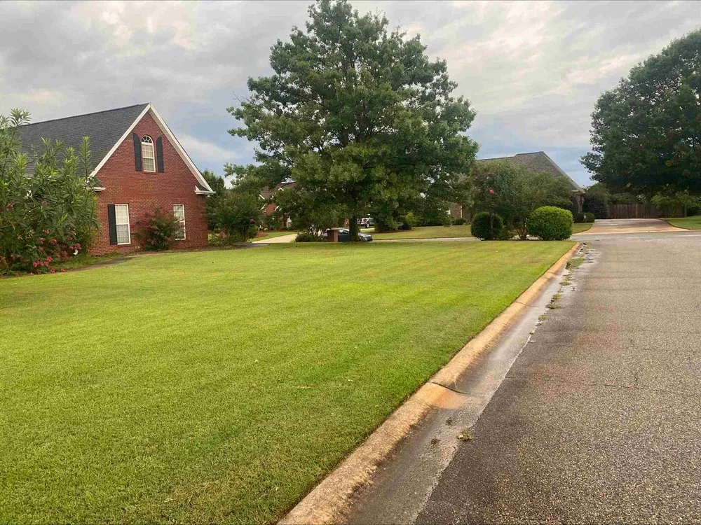 Local landscaping services in Warner Robins, GA by Supreme Yard Masters