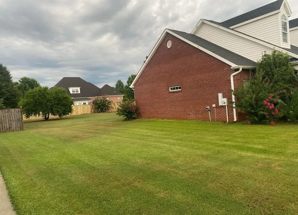 Expert landscaping services in Warner Robins, GA - Supreme Yard Masters