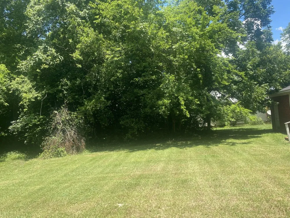 Affordable garden landscaping experts serving Warner Robins, GA - Supreme Yard Masters