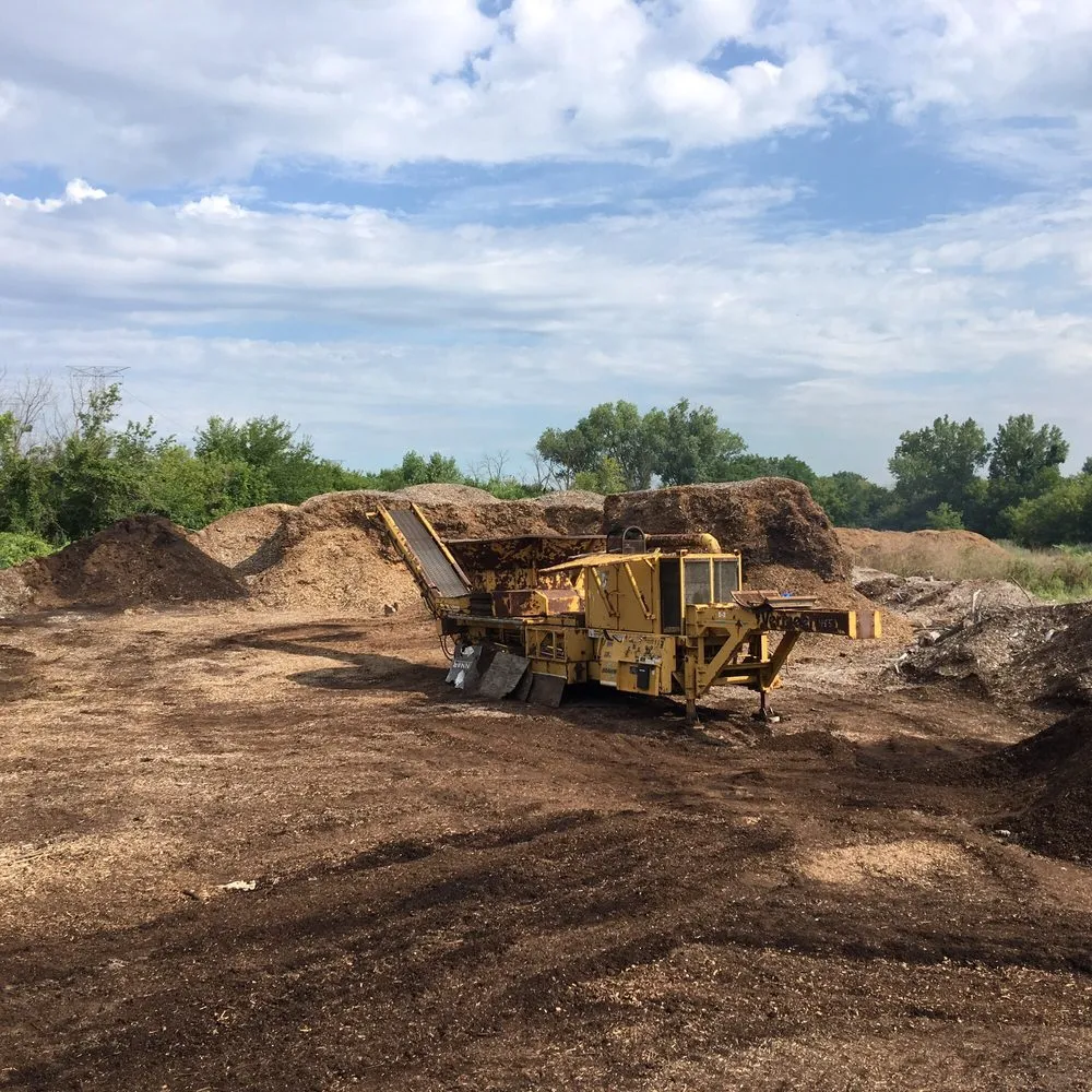 Reliable garden landscaping in Elgin, IL - Sure Green Landscape & Firewood Unlimited