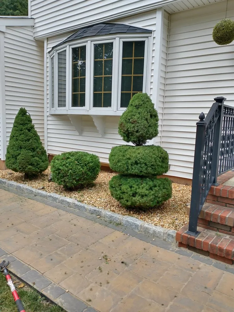 Custom residential landscaping in Hillsborough Township, NJ by Surely Green Landscaping