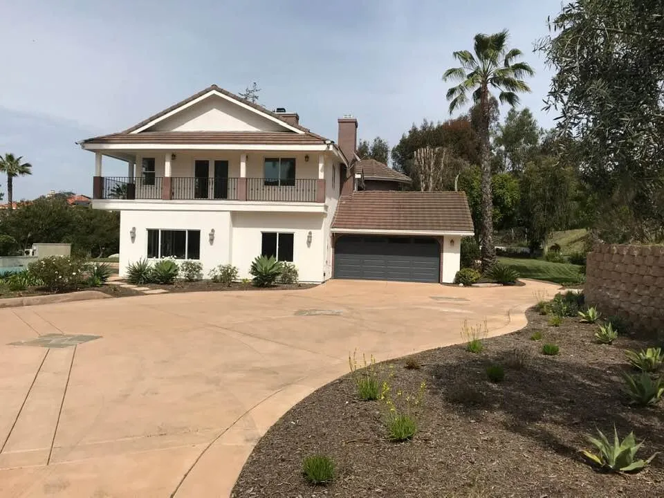 Top-rated lawn care service experts serving Alta Loma, CA - Surf and Turf Landscapes