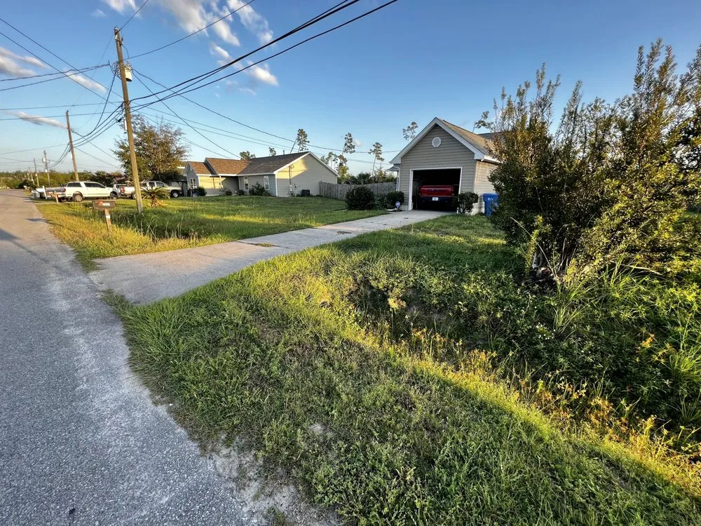 Affordable lawn care service experts serving Panama City, FL - Surface Correction Services