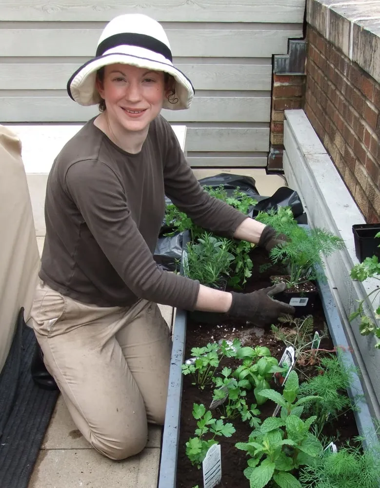 Affordable landscaping services for beautiful yards across Manhattan, NY - Susan Pollock Designs