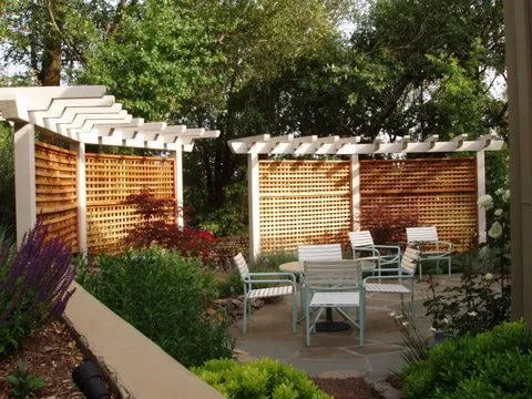 Professional garden landscaping in Santa Rosa, CA by Susie Dowd-Markarian Landscape Design