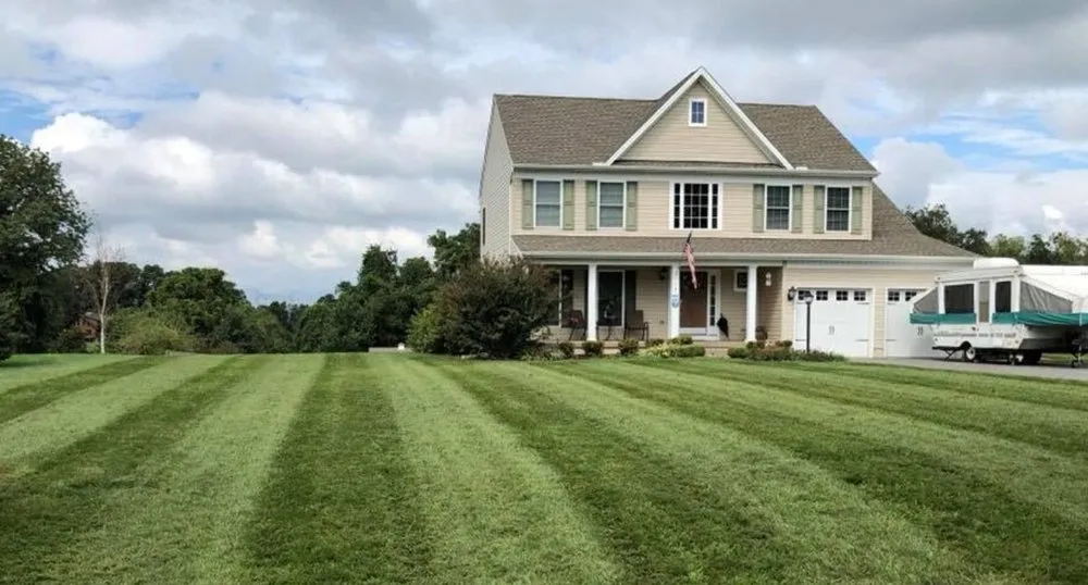 Professional yard maintenance experts serving Port Deposit, MD - Susquehanna Lawn Care