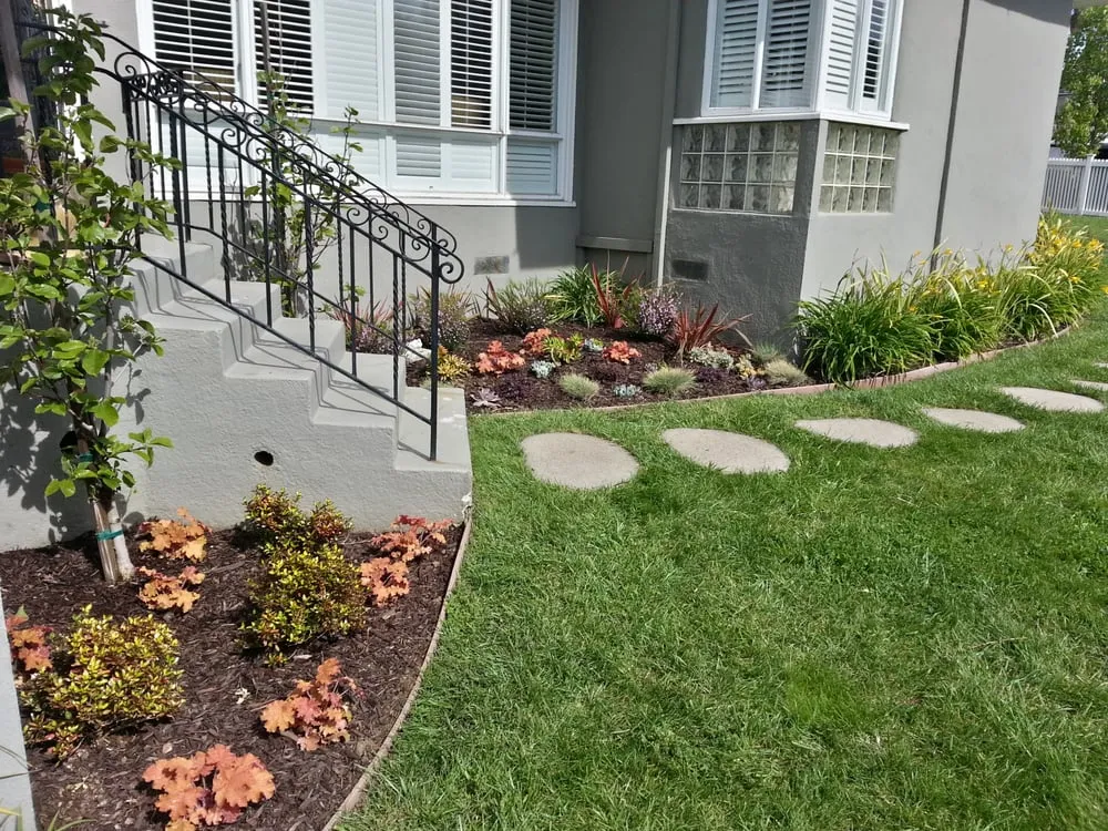 Professional garden landscaping in Pleasant Hill, CA by Sustainable Landscape & Gardening