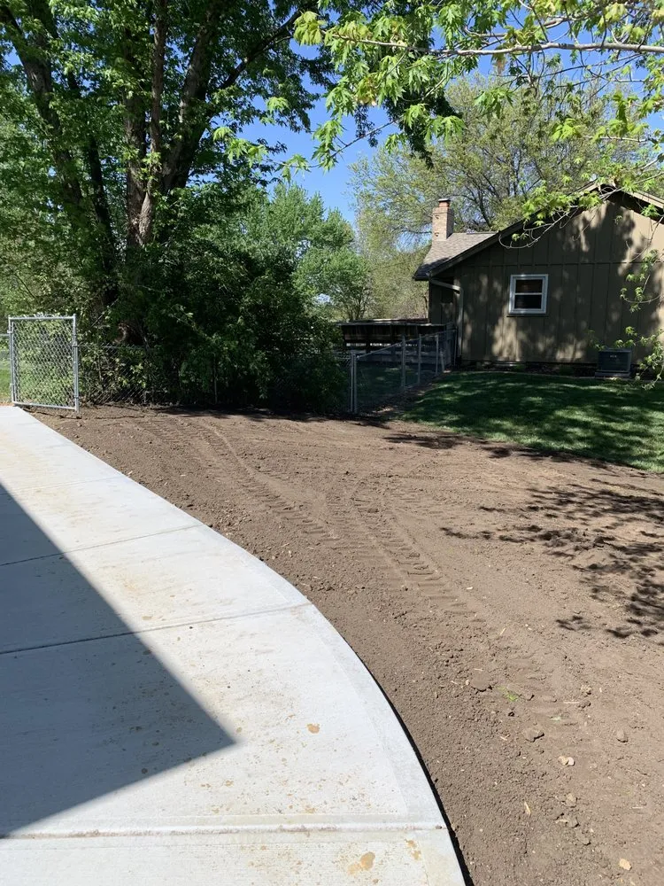 Expert residential landscaping for year-round maintenance in Edwardsville, KS by Sutton Landworks