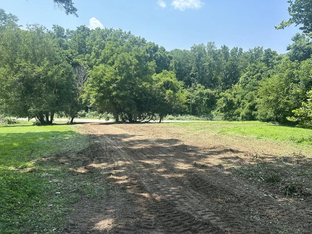 Custom lawn care service for beautiful yards in Edwardsville, KS by Sutton Landworks