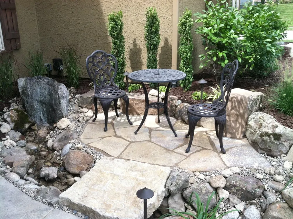 Custom landscaping services in Kearney, MO - Sutton Outdoor, LLC