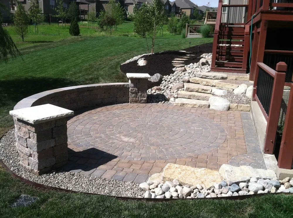 Custom yard cleanup service in Kearney, MO - Sutton Outdoor, LLC