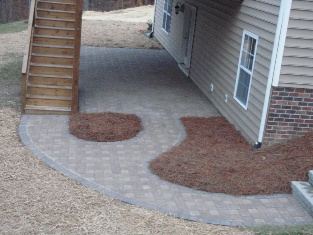 Trusted landscaping services with custom design in Kearney, MO by Sutton Outdoor, LLC