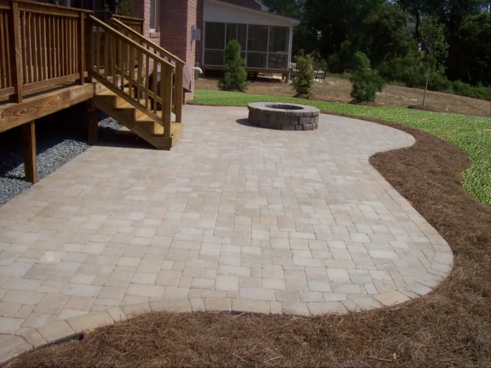 Reliable yard cleanup service in Kearney, MO - Sutton Outdoor, LLC