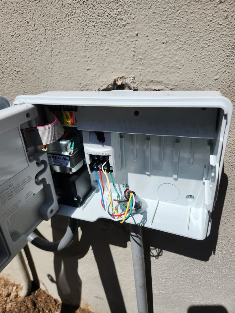 Custom residential landscaping experts serving Wilton Manors, FL - S&V Lawn Services