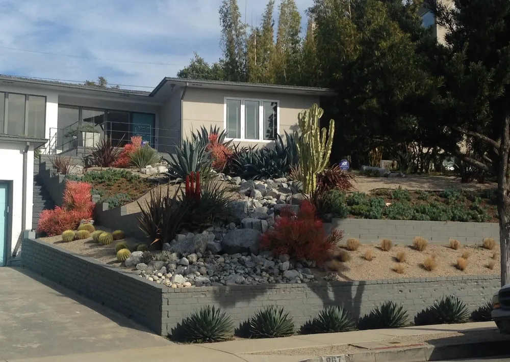 Expert garden landscaping with custom design across Santa Monica, CA - SVA Home and Garden