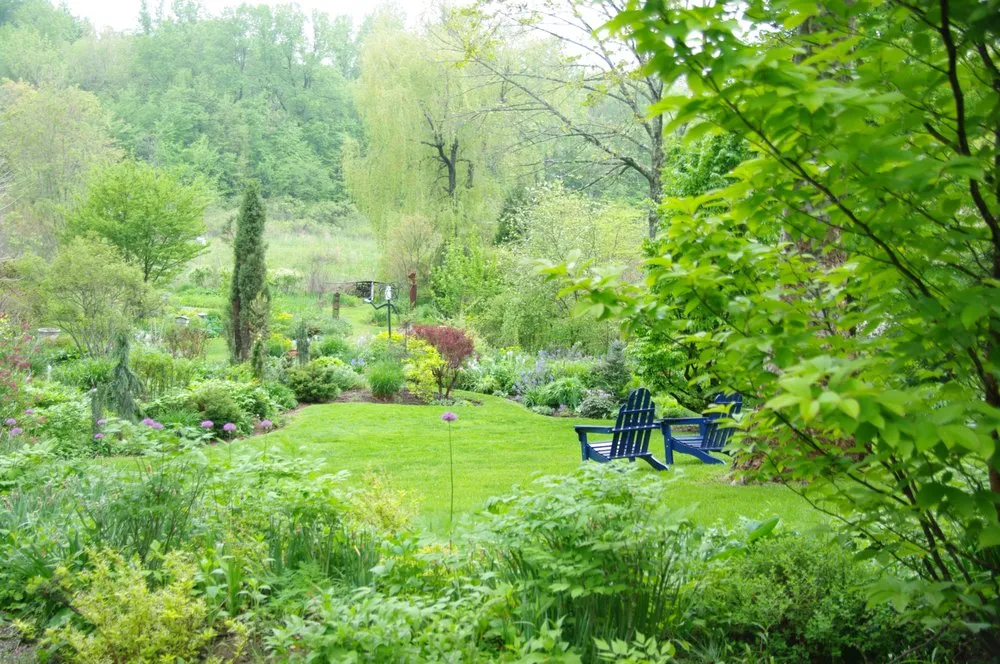 Affordable landscaping services experts serving Ridgefield, CT - Svendsen & Keller