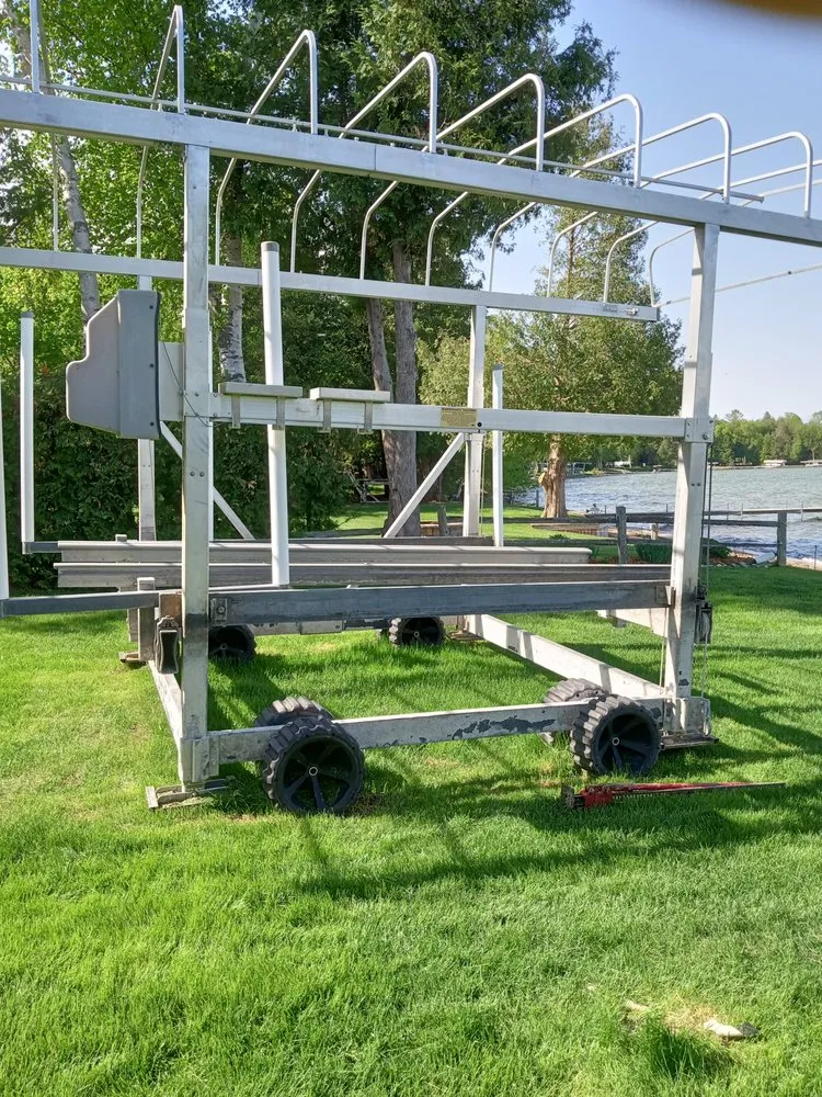 Local yard maintenance for homes in Indian River, MI by SVLC