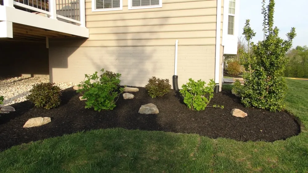 Professional outdoor landscaping in Leesburg, VA by SVV Maintenance