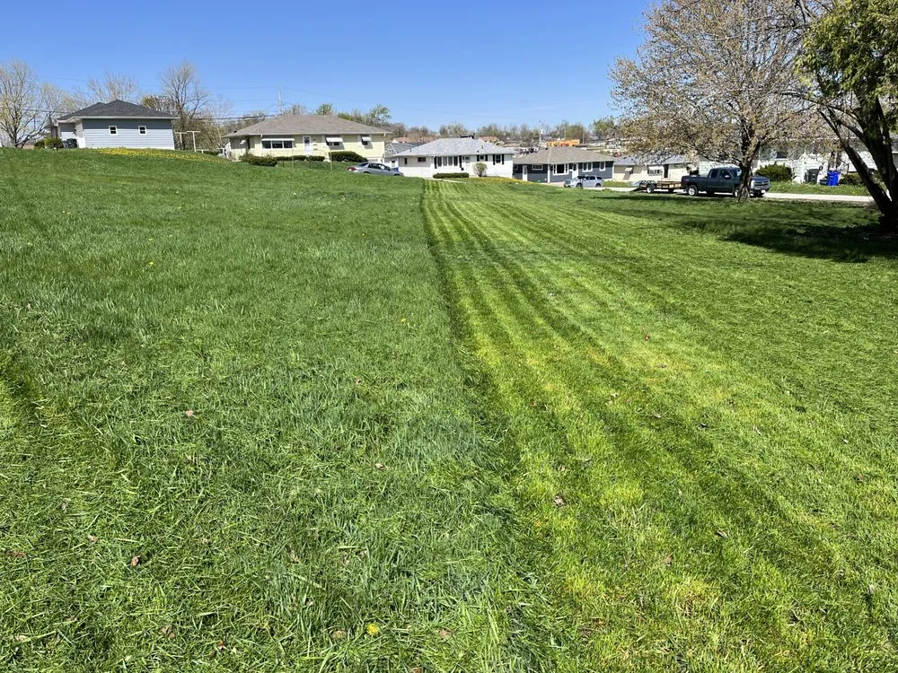 Top-rated yard maintenance experts serving Cedar Rapids, IA - SW Outdoors