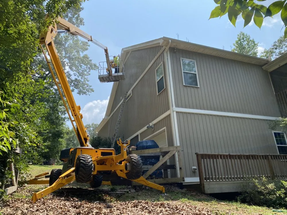 Custom residential landscaping experts serving Aberdeen, NC - Swamp Builders