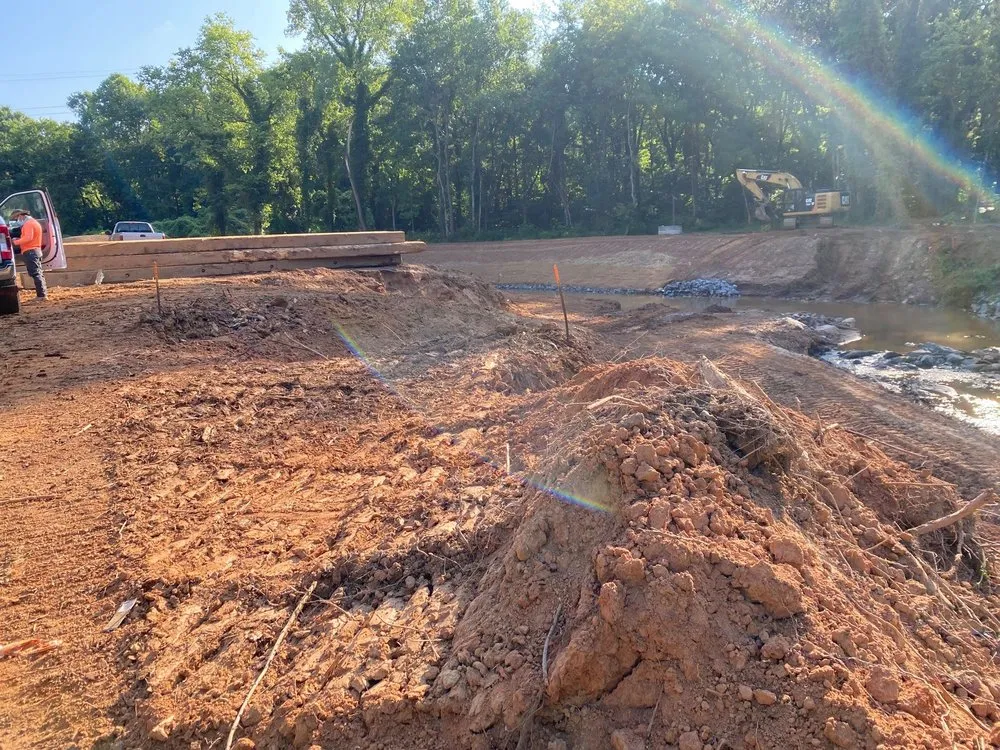 Reliable lawn care service in Aberdeen, NC - Swamp Builders