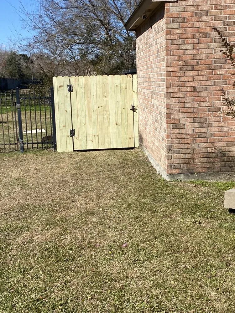 Reliable landscaping services experts serving Baton Rouge, LA - Swamp Grass Lawn and Maintenance