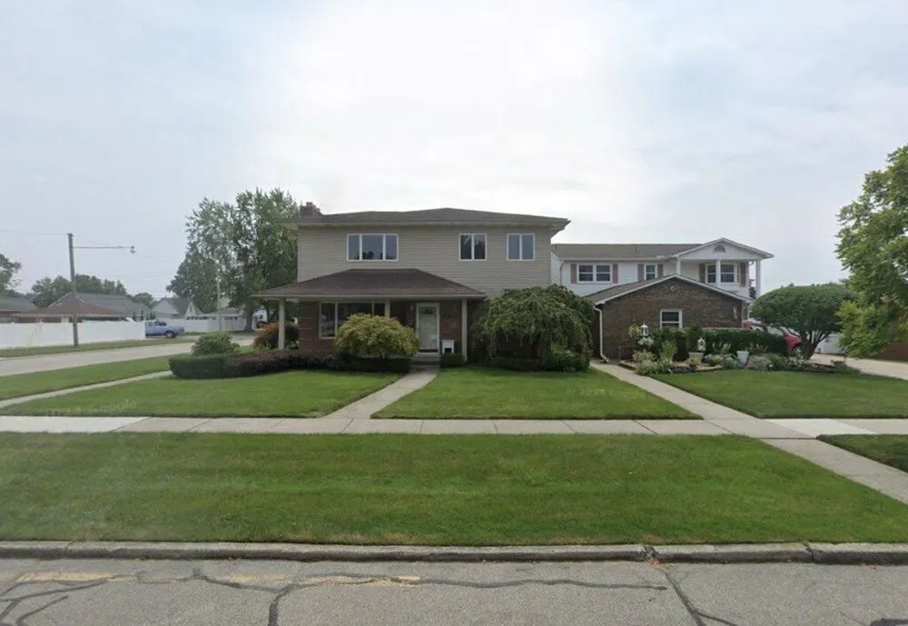 Local yard cleanup service for beautiful yards in Woodhaven, MI by Swanson’s Lawn And Landscape