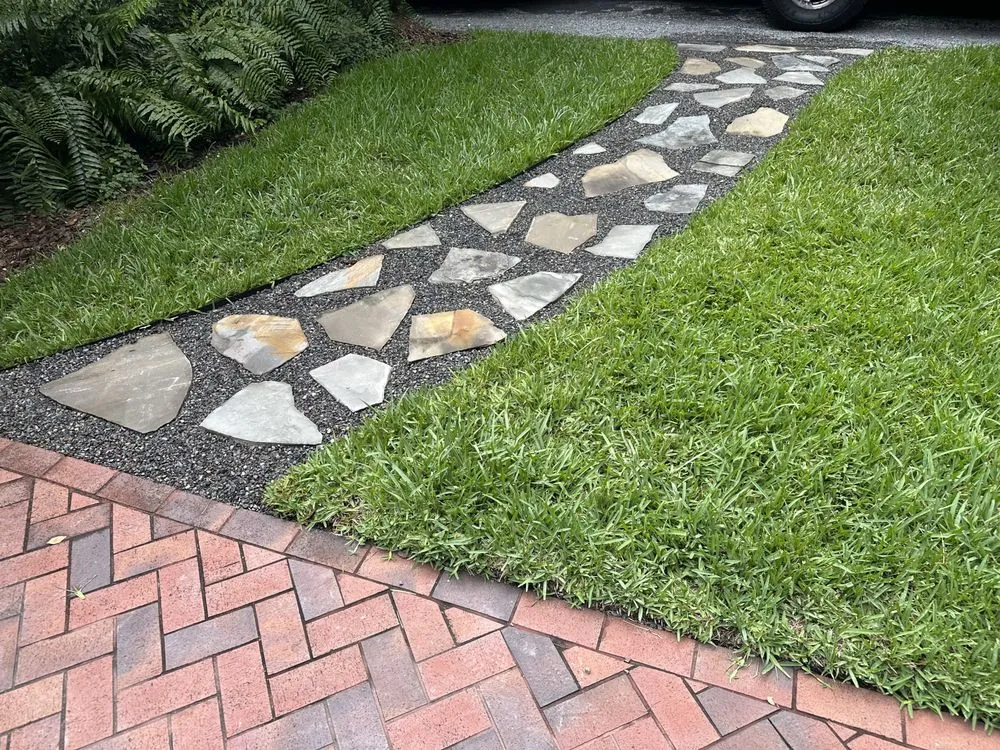 Reliable lawn care service in Miami, FL - Swaynes Lawncare