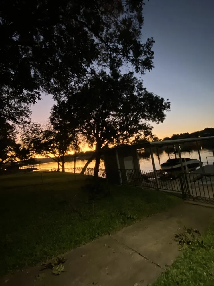 Custom garden landscaping in Kingsland, TX by Swayzze'sTree & Lawn Care